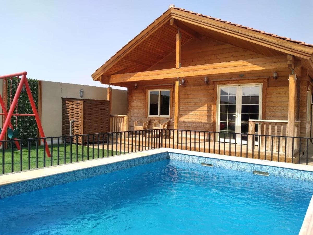 شاليهات الكوخ السويسري وأكوابارك Villa Ash Shishah Eksteriør billede