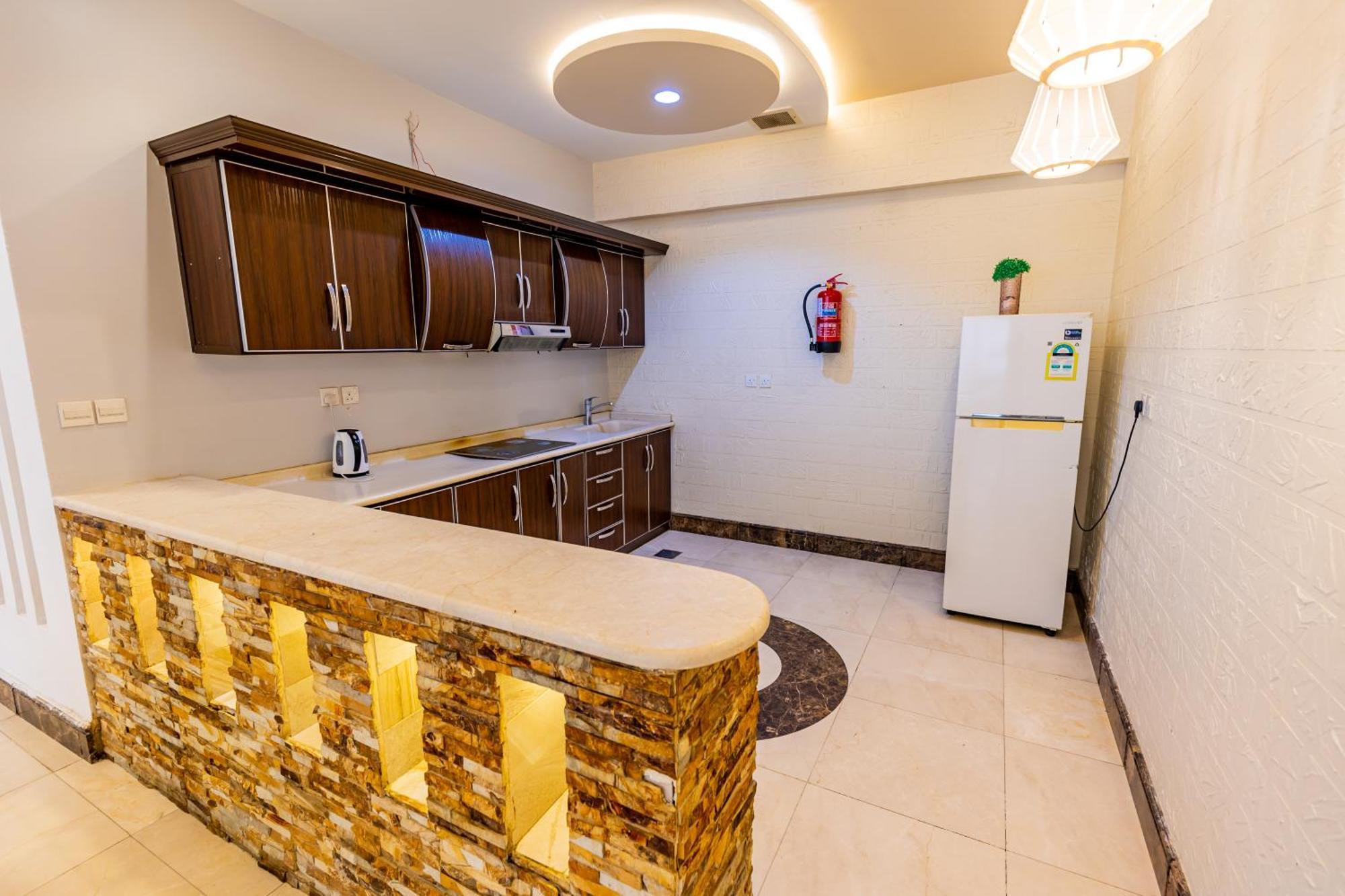 شاليهات الكوخ السويسري وأكوابارك Villa Ash Shishah Eksteriør billede